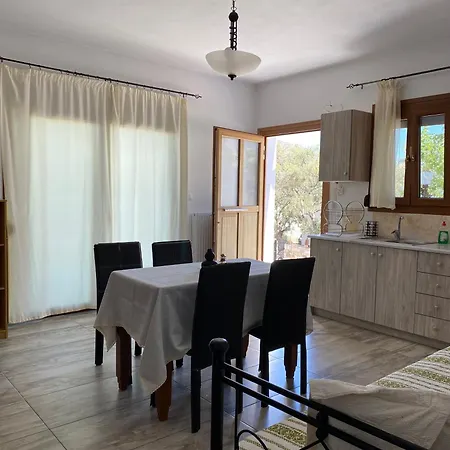 Eirini's Place Appartement